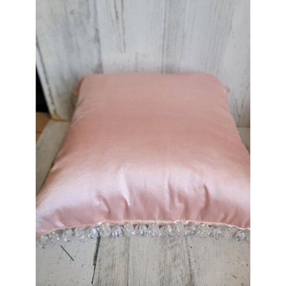 KSA pillow satin pink Faux Crystal Unique home decor - Picture 7 of 9